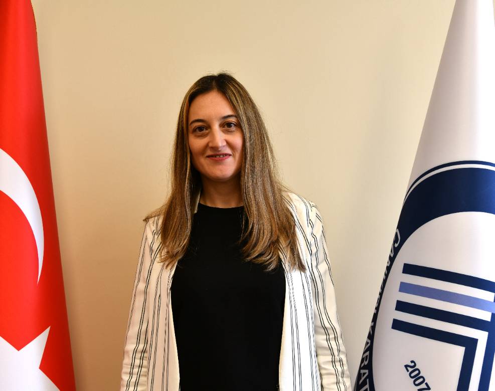 Ebru Özdeniz