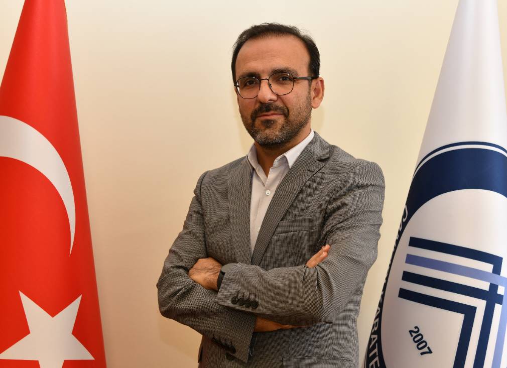 Enis Sert